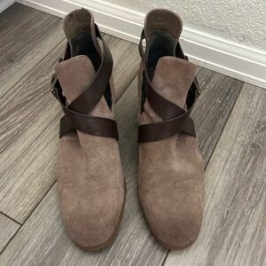 Isola Davan Havana Brown Suede Ankle Boots